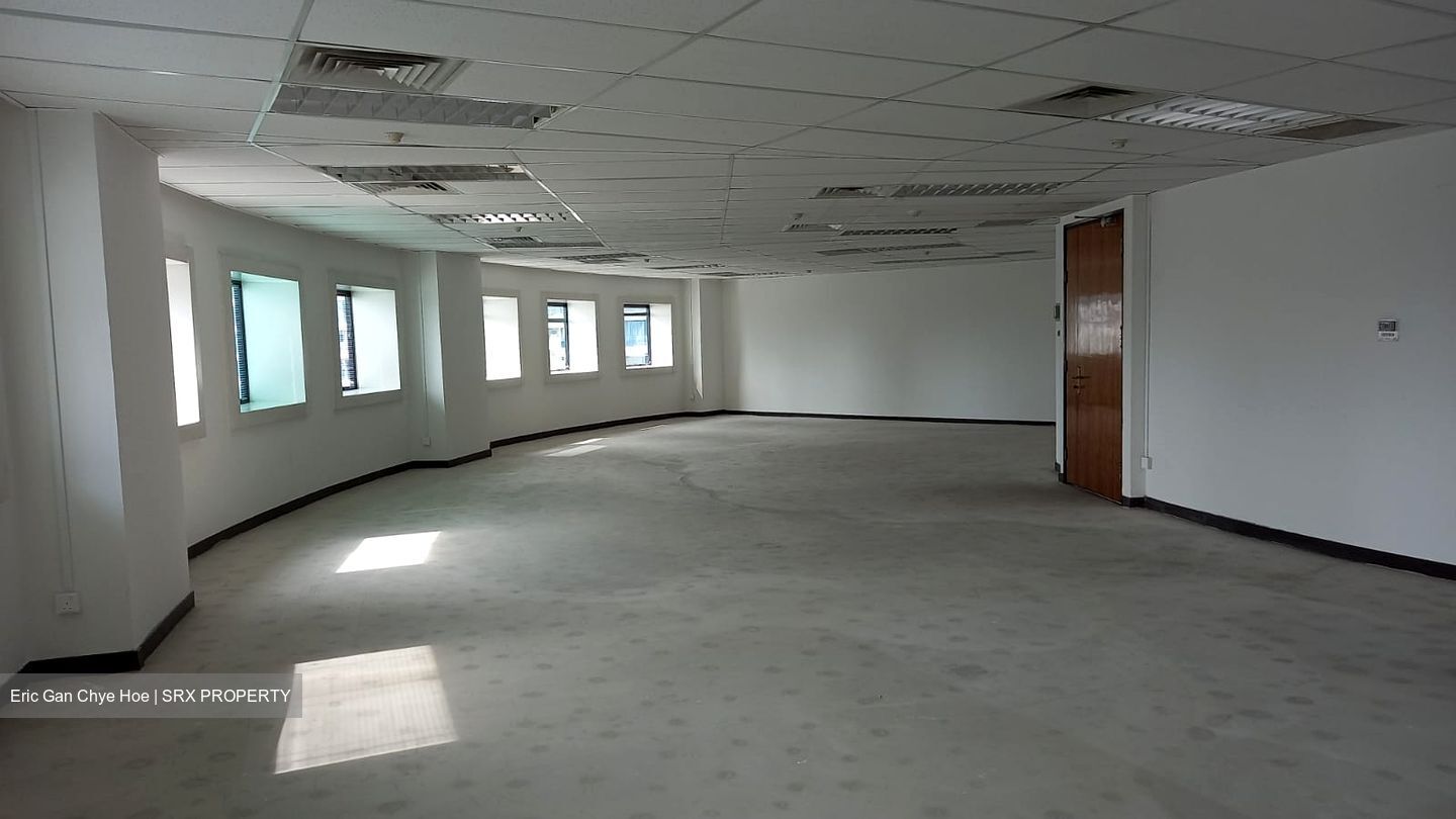  (D11), Office #499784061